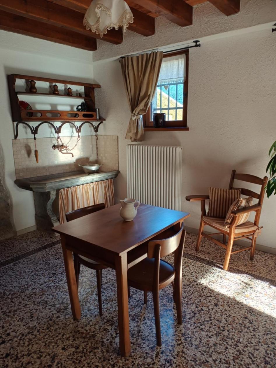 La Farie Bed & Breakfast Mediis Eksteriør bilde