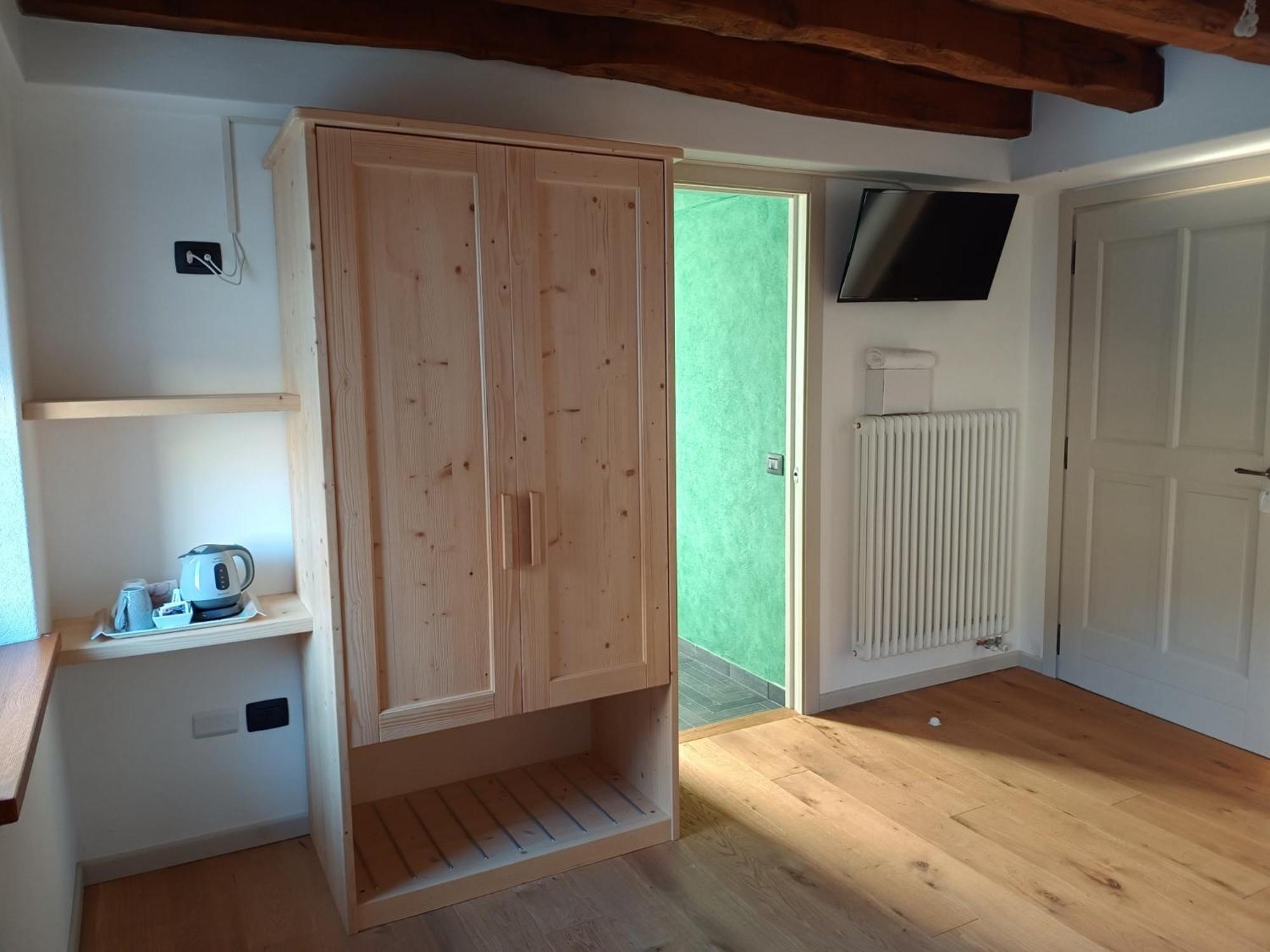 La Farie Bed & Breakfast Mediis Eksteriør bilde